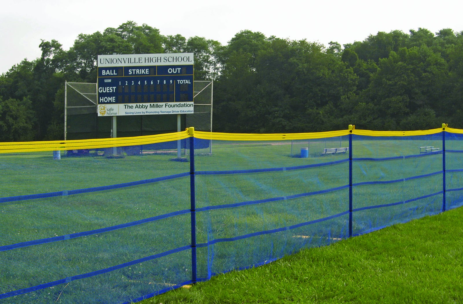 Above Ground Temporary Grand Slam Baseball Fencing Package 4' x 100' Fence  - 10' Intervals