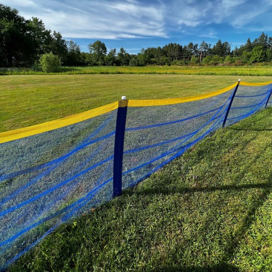 Premium Grand Slam Heavy Duty 4' H x 314' Long In-Ground Portable Baseball Outfield Fencing Kit (Pocket Style, 5' Pole Interval) - Blue